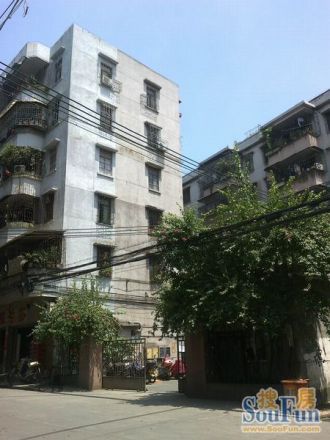 南海化工厂宿舍楼实景图