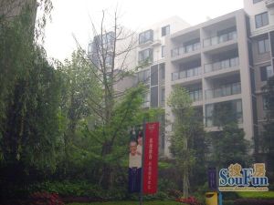和韵美联墅3室2厅东南