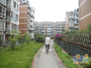 航天花园3室1厅东南