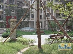水畔经典4室2厅南