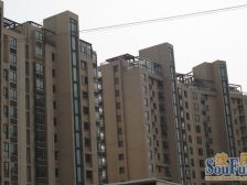 地铁口 商品房小高层,户型通透采光良好