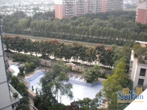 龙腾花园2室1厅东南