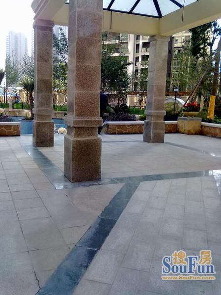 小区相关图