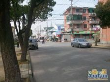 此房手续齐全,格局好,采光好,无遮挡,出行方便