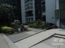 天府江南C区 5室1厅 东南