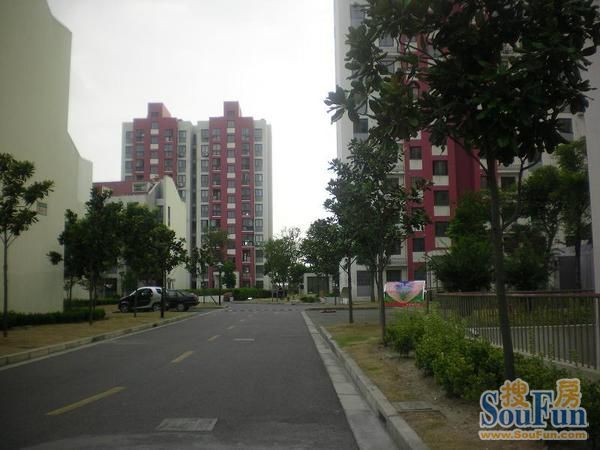 小区相关图