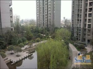 东苑A区4室1厅南