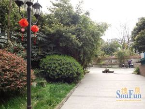 云翔远景 3室1厅 东南