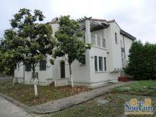 花园六百平 200W精装 大金空调 地暖 拎包入住