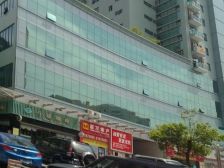 一房,精装,家具家电齐全。按揭分期均可。交通便利。