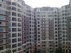 孝德湖地铁站就在隔壁业主自住保养好