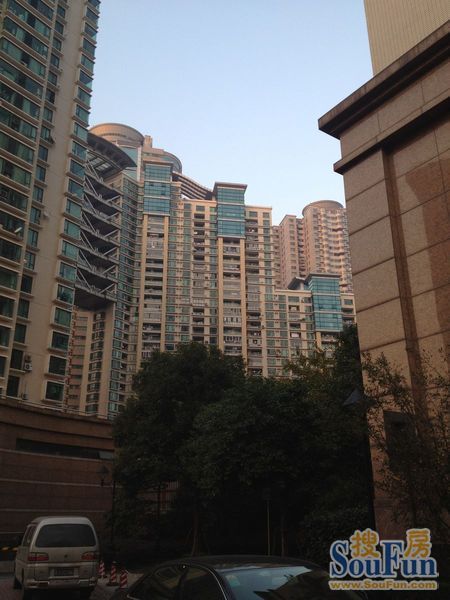 小区相关图