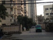 品质小区,环境优美,诚意出售,精装好房