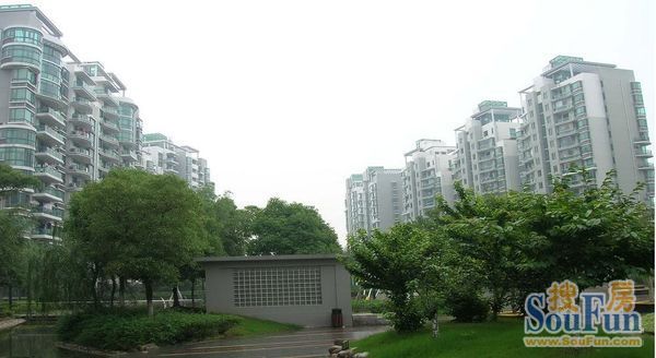 小区相关图