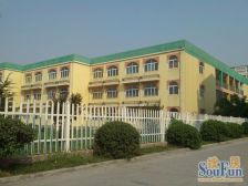 世纪东城 中间楼层 含车库 诚心卖