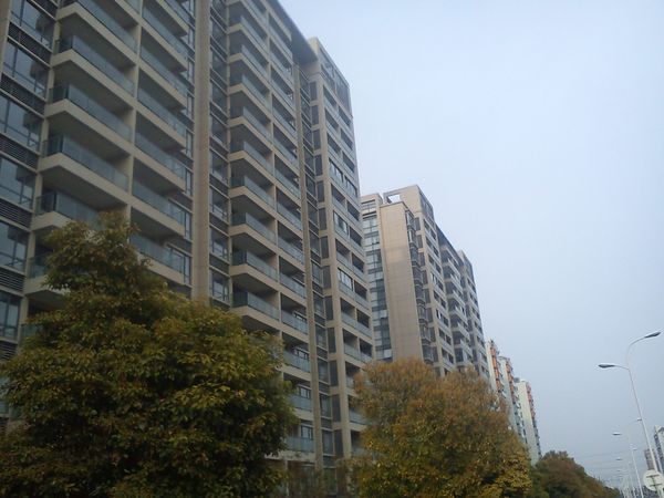 小区相关图