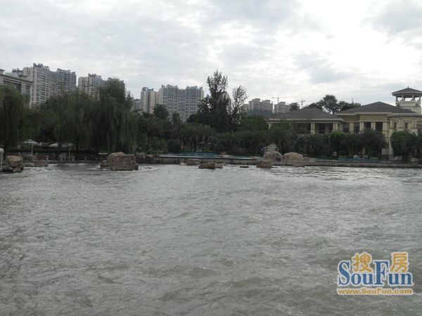 小区相关图