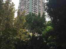 此房正规两房,业主住家装修,家具齐全拧包入住