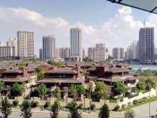 精装2房 临轻轨,万科在照母山经心打造的楼盘