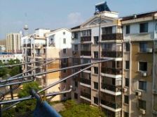 青浦新城地铁+户型方正+诚意出售+配套齐+交通便利..