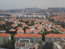 精装五房 南向 看游泳池 2梯2户 看房方便