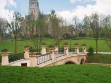 联排别墅大花园朝南2个产权车位,位置安静方便