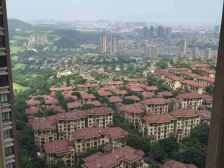 三跃层,拎包入住,交通方便,配套成熟,龙湖物业。