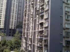 交通便利,正规一室,装修保养好