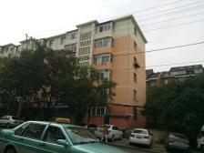 新起屯乐购道边无坡出行方便精装修入可住南向采光好