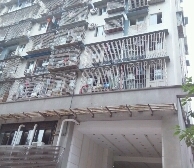 大坪诚心出售 出门就是双轻轨 挨着大坪医院