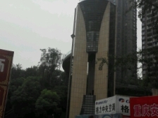 彩云湖畔春风与湖刚需两室,低楼层,精装修有小露台!