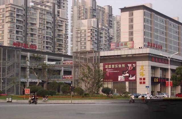 小区相关图