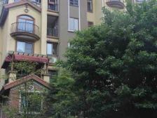 蓝光十里蓝山 6室3厅 东 西