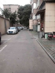 育新南京西路恒茂城市花园三房通透采光好自住保养好环境优美
