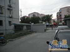 2号线北新泾站500米,原装电梯,精装修两房,诚意卖方便看房