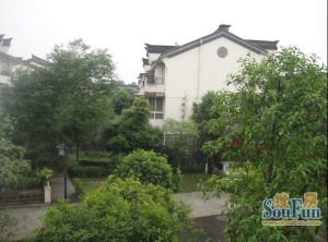 青城雅舍1室1厅南北