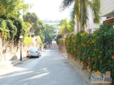 东芳山庄 6室3厅 东 南 西 北