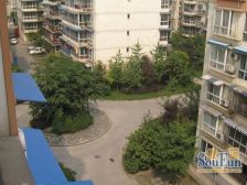 两河路西段188号3室2厅东西