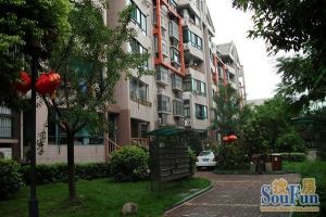 海棠双地铁口顶楼复式大四房