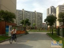 房龄新,户型正,近地铁,好停车