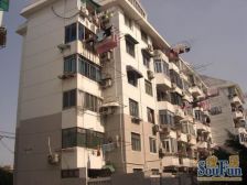 边套南北通两房近菜场,医院地铁低总价 税少价格可谈