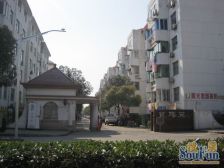 民胜苑新上大三房,飞机户型,一梯一户,近顾唐路站,只有契税