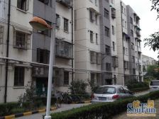 虹口区江湾车站北路565弄1室0厅