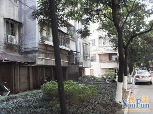 地铁口上盖,配套成熟,原装电梯