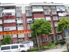 飞机三房+地铁近在咫尺+中间位置+业主诚意