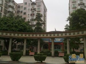 生活配套成熟,交通便利,去桂城广州方便,
