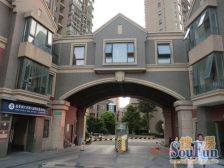 双阳台,窗户多敞亮,当两房用,有密码看房随时