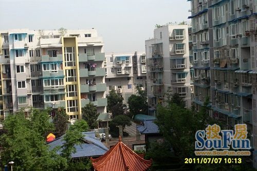小区相关图