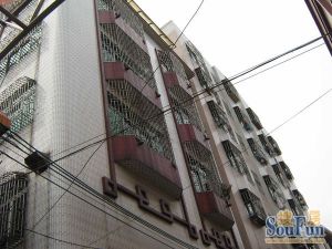 季华商圈建发大厦步梯中层近地铁近带露台花园