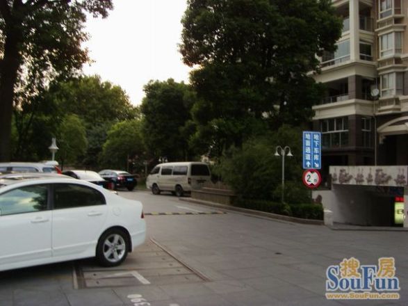 虹桥中园实景图